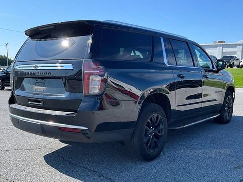 Used 2024 Chevrolet Suburban LS w/ Driver Alert Package AWD/4WD image 5