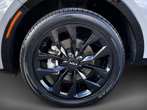 Used 2023 Kia Sorento SX image 33
