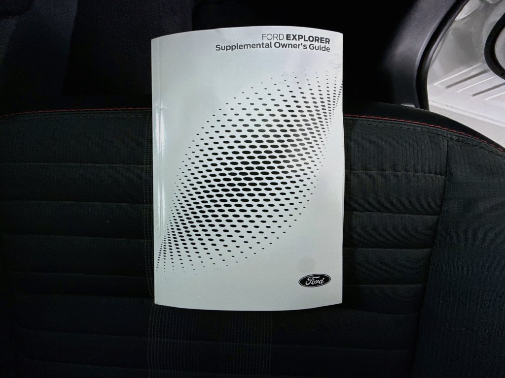 Used 2025 Ford Explorer ST-Line RWD image 55