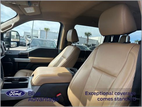 Certified 2022 Ford F250 Lariat w/ Tremor Off-Road Package image 11