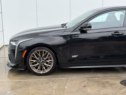 Certified 2024 Cadillac CT4 V Blackwing w/ Carbon Fiber 1 Package RWD image 4