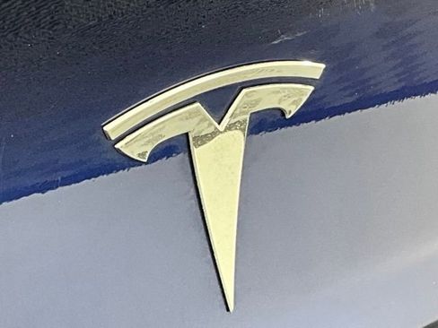 Used 2023 Tesla Model 3 Standard Range image 24