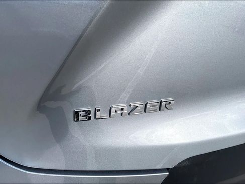 Used 2024 Chevrolet Blazer LT FWD image 10