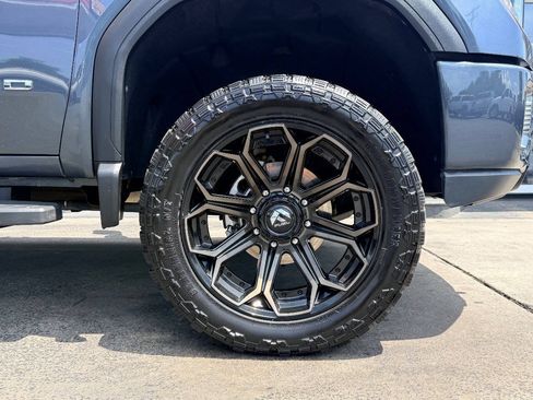 Used 2020 GMC Sierra 3500 AT4 w/ AT4 Premium Package AWD/4WD image 15