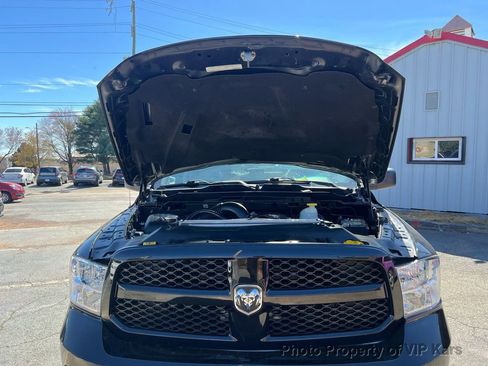 Used 2017 RAM 1500 Express image 7