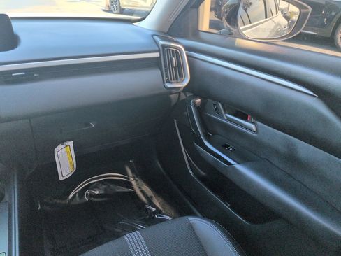 Used 2025 MAZDA CX-50 AWD 2.5 S w/ Cargo Package image 17