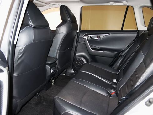 Used 2022 Toyota RAV4 Limited image 50