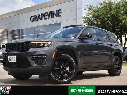 Used 2024 Jeep Grand Cherokee Limited w/ Black Appearance Package
