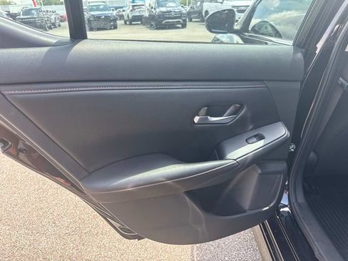 Used 2023 Nissan Sentra SR w/ Midnight Edition Package FWD image 20