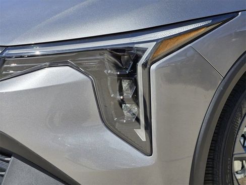 New 2026 Kia K4 LXS image 6