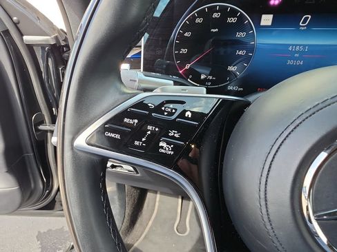 Used 2023 Mercedes-Benz S 580 4MATIC Sedan image 29