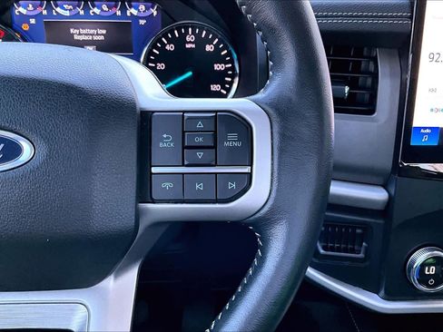 Certified 2022 Ford Expedition XLT image 24