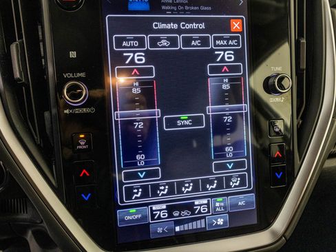 Used 2024 Subaru Crosstrek 2.0i Premium image 23