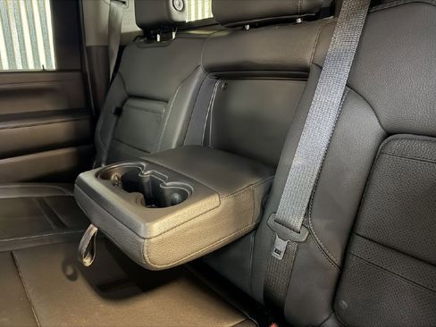 Used 2021 GMC Sierra 3500 Denali w/ Denali Ultimate Package image 18