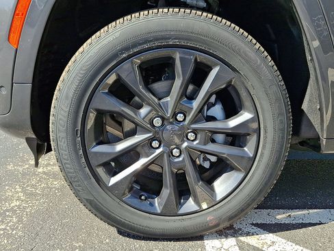 New 2026 Jeep Grand Cherokee Limited Reserve image 5