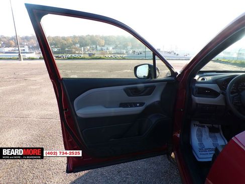 Used 2025 Subaru Forester Premium image 21