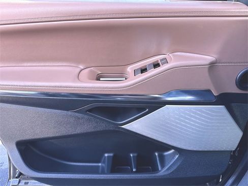 Used 2025 Lincoln Navigator L Black Label image 23