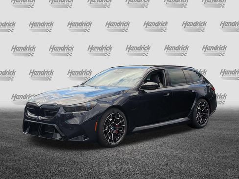New 2027 BMW M5 Touring AWD/4WD image 5