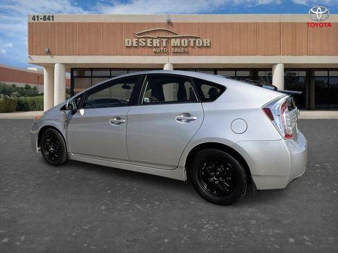 Used 2012 Toyota Prius Two FWD image 6