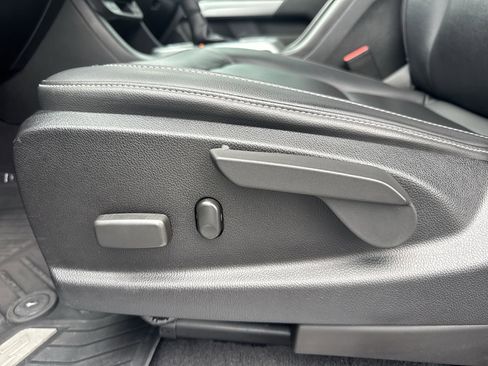 Used 2021 Chevrolet Colorado ZR2 image 12