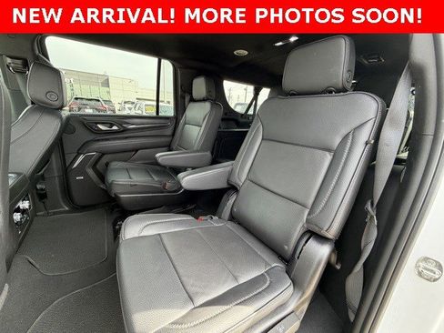 Used 2024 GMC Yukon XL Denali image 6