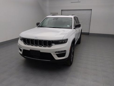 Used 2022 Jeep Grand Cherokee Limited 4xe image 15