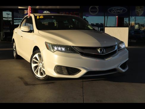 Used 2016 Acura ILX image 1