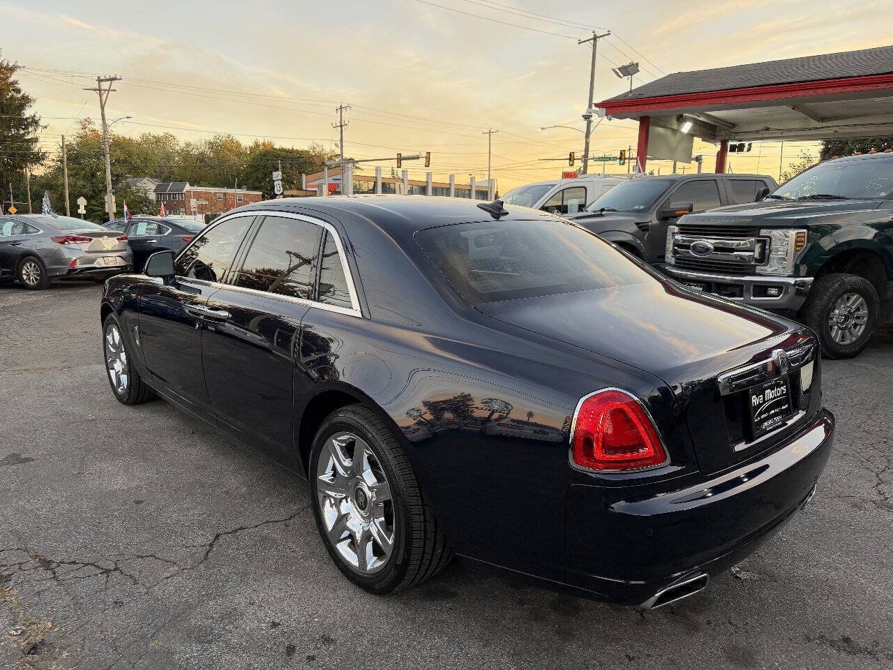 Used 2012 Rolls-Royce Ghost RWD image 5