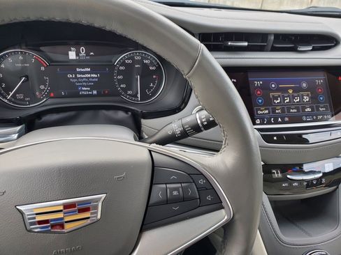 Certified 2023 Cadillac XT5 Premium Luxury w/ LPO, Floor Liner Package image 29