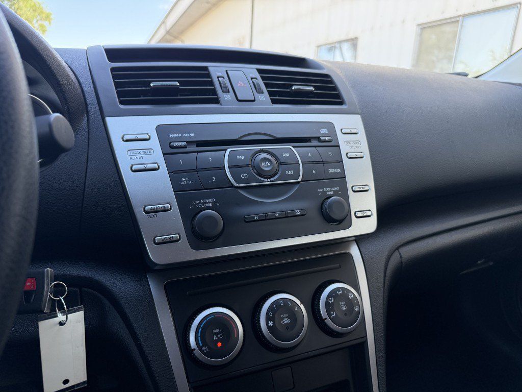 Used 2011 MAZDA MAZDA6 i Sport FWD image 27