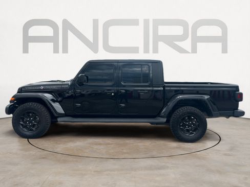 Used 2023 Jeep Gladiator Sport AWD/4WD image 7