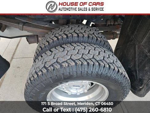 Used 2015 Ford F350 XLT w/ XLT Interior Package image 19