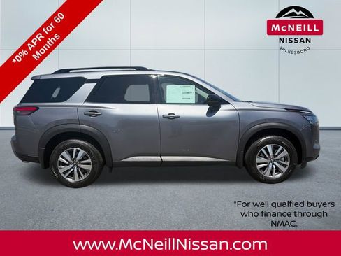 New 2026 Nissan Pathfinder SL AWD/4WD image 8