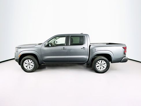 Used 2024 Nissan Frontier SV w/ SV Convenience Package image 4