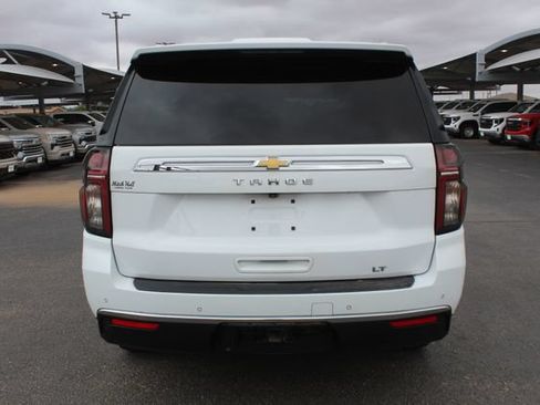 Used 2022 Chevrolet Tahoe LT w/ Luxury Package AWD/4WD image 4