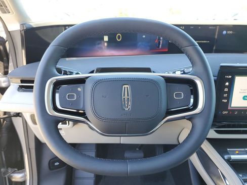 New 2026 Lincoln Nautilus Premier AWD/4WD image 23
