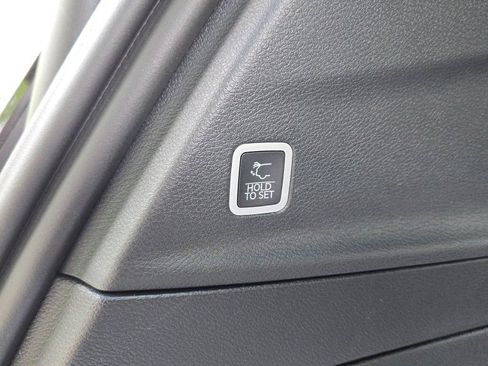 New 2027 Chrysler Pacifica LX FWD image 16