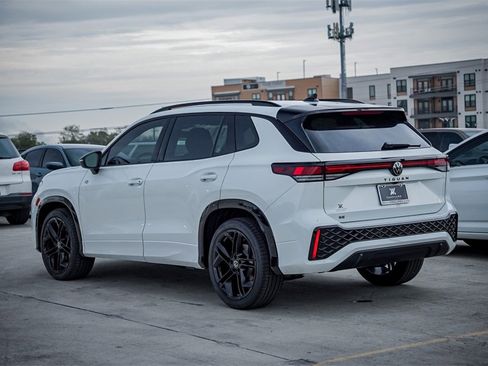 New 2026 Volkswagen Tiguan SE R-Line image 7