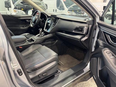 Used 2024 Subaru Outback Limited AWD/4WD image 14