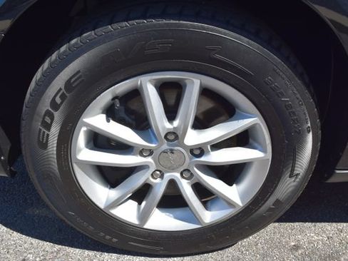 Used 2019 Dodge Grand Caravan SXT FWD image 48