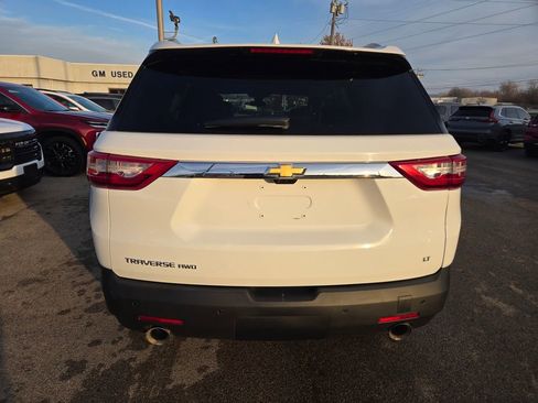 Used 2018 Chevrolet Traverse LT image 6