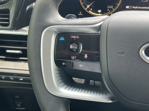 Used 2025 INFINITI QX80 Luxe RWD image 32