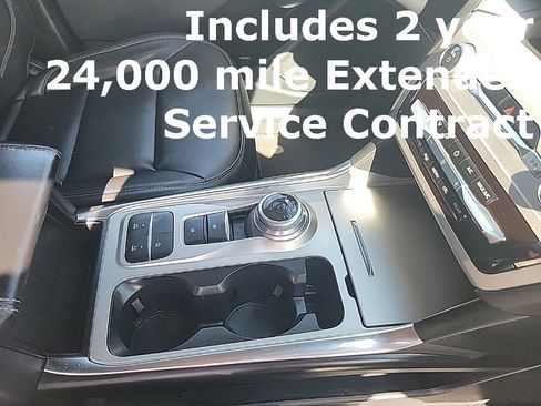 Used 2022 Ford Explorer XLT w/ Equipment Group 202A image 47