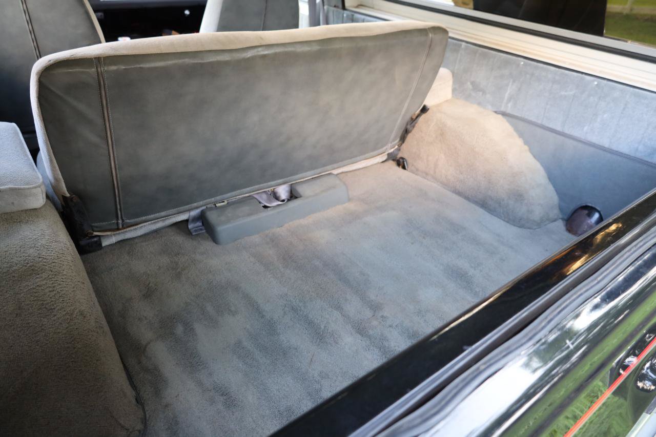 Used 1990 Chevrolet Blazer 4WD image 8