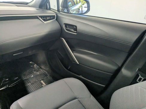 Used 2024 Toyota Corolla Cross AWD Hybrid image 36