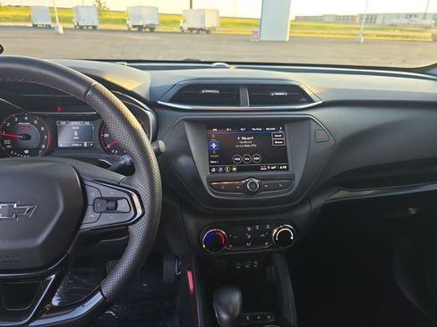 Certified 2023 Chevrolet TrailBlazer RS FWD image 19