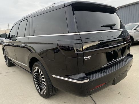 Used 2019 Lincoln Navigator L Black Label w/ Cargo Package image 15