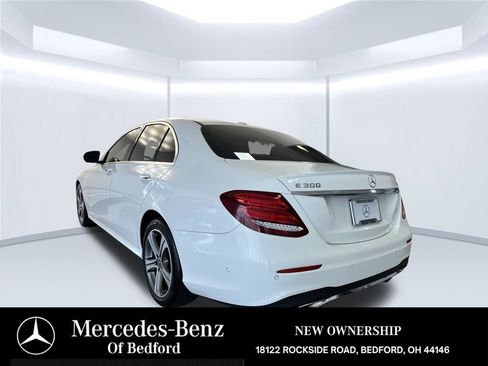 Used 2018 Mercedes-Benz E 300 4MATIC image 3
