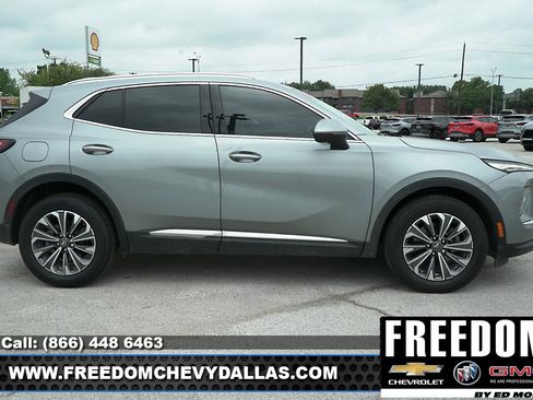 New 2025 Buick Envision Preferred image 8