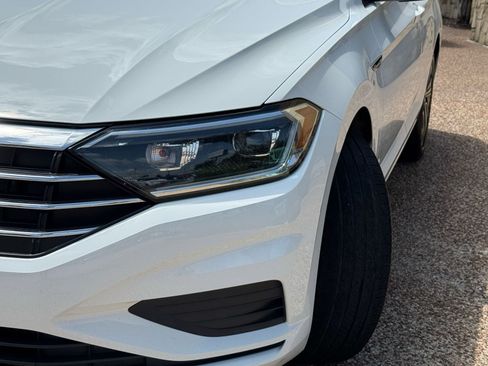 Used 2020 Volkswagen Jetta SEL image 3